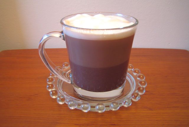 фото кофе моккачино, сделанного в домашних условиях