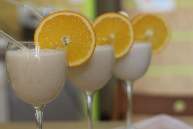 Молочный коктейль со сливочным ликером