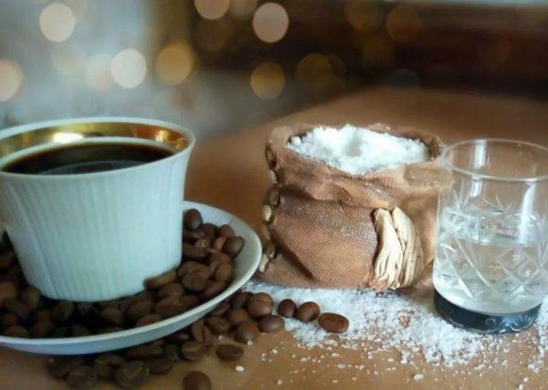 Unusual combination of coffee and salt
