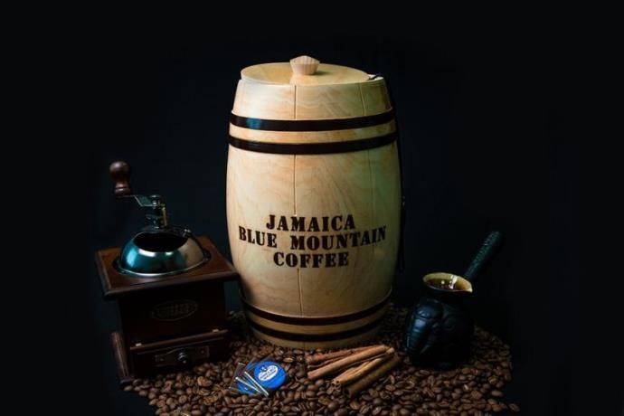 Самый дорогой кофе в мире из помёта слонов